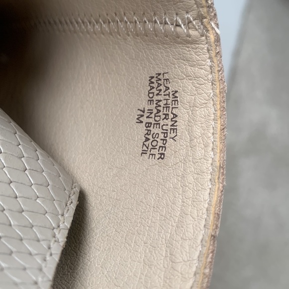 Matisse Melaney Ivory/Taupe Snake Open-Toe Bootie EUC!! Size 7 - Picture 9 of 14